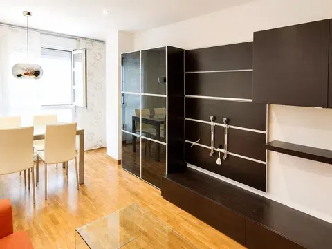 Flat / apartment in Calle Poeta Alfonso Camín, 2, El Llano - Pryca, Gijón in El Llano - Pryca · Gijón