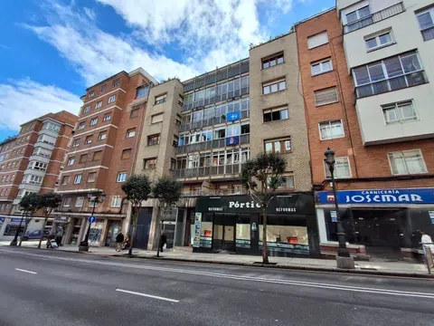 Flat / apartment in El Cristo, Oviedo in El Cristo · Oviedo
