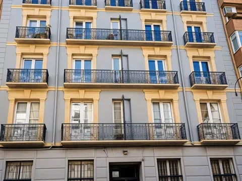 Flat / apartment in Calle de Miguel de Cervantes, Paseo Sagasta, Zaragoza in Paseo Sagasta · Zaragoza