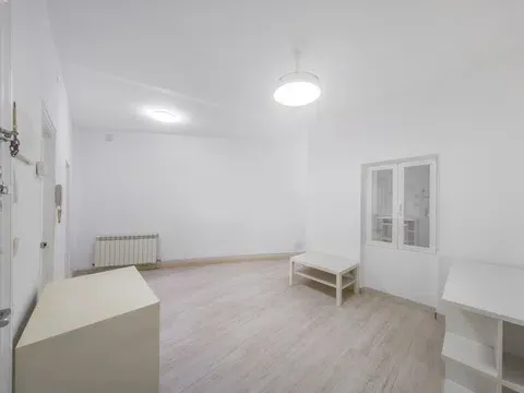 Flat / apartment in Calle de Ríos Rosas, Nuevos Ministerios-Ríos Rosas, Madrid in Nuevos Ministerios-Ríos Rosas · Madrid