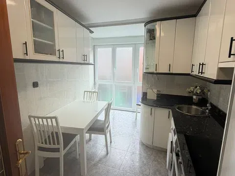Flat / apartment in Plaza Somosierra Alto, Irala, Bilbao in Irala · Bilbao