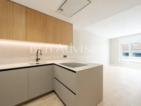 Flat / apartment in Calle de Castanyer, Sant Gervasi - La Bonanova, Barcelona in Sant Gervasi - La Bonanova · Barcelona