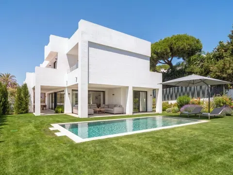 Detached house in Sierra Blanca, Marbella in Sierra Blanca · Marbella