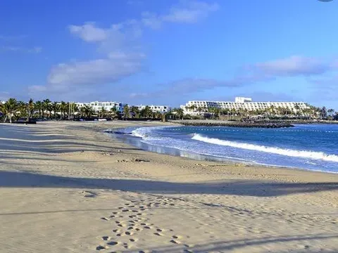Flat / apartment in Puerto del Carmen, Tias in Flat / apartment in Puerto del Carmen, Tias · Tias