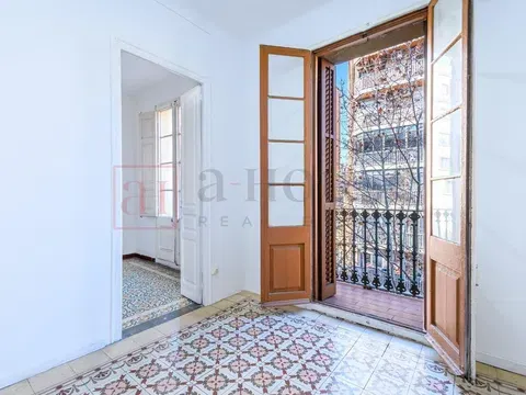 Flat / apartment in La Nova Esquerra de l'Eixample, Barcelona in La Nova Esquerra de l'Eixample · Barcelona