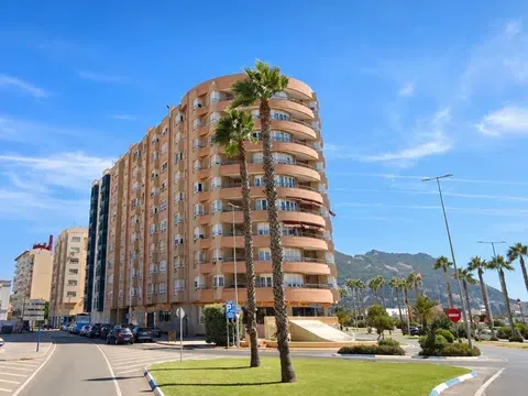 Flat / apartment in Avenida España, 41, Mondejar-Junquillos, La Linea de la Concepcion in Flat / apartment in Avenida España, 41, Mondejar-Junquillos, La Linea de la Concepcion · La Linea de la Concepcion