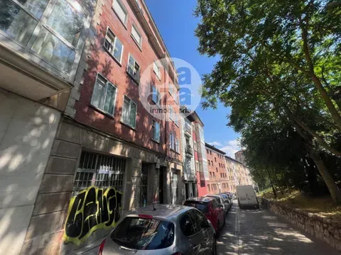 Flat / apartment in Calle San Esteban, Casco Antiguo, Burgos in Flat / apartment in Calle San Esteban, Casco Antiguo, Burgos · Burgos