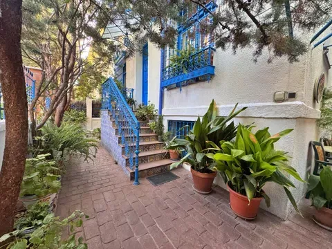 Detached house in Calle del Marqués de Vallejo, 90, Fuente del Berro, Madrid in Fuente del Berro · Madrid