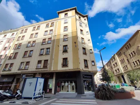 Flat / apartment in Calle Amaya, 2º Ensanche, Pamplona/Iruña in Flat / apartment in Calle Amaya, 2º Ensanche, Pamplona/Iruña · Pamplona/Iruña