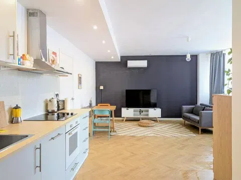 Flat / apartment in Calle de Manila, 4, La Salut, Badalona in La Salut · Badalona