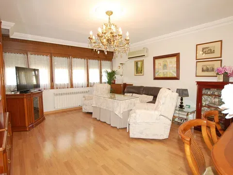 Flat / apartment in Plaza de Toros, Granada in Plaza de Toros · Granada