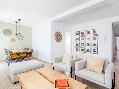 Flat / apartment in Calle dels Àngels, El Cabanyal-El Canyamelar, València in El Cabanyal-El Canyamelar · València