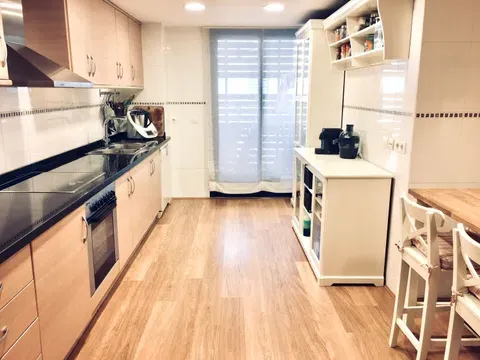Flat / apartment in Paseo de la Universitat, Zona Estación-Universidad, Castellón de la Plana / Castello de la Plana in Zona Estación-Universidad · Castellón de la Plana / Castello de la Plana