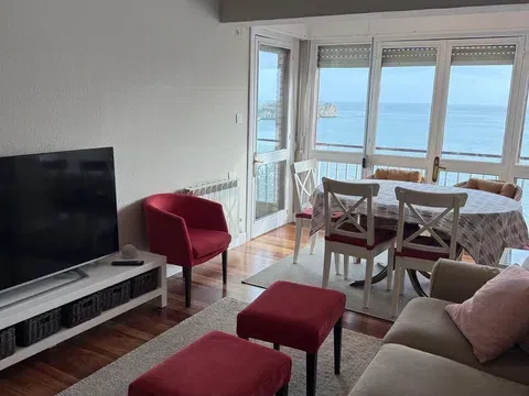 Flat / apartment in Silvestre Ochoa, Playa Ostende, Castro-Urdiales in Flat / apartment in Silvestre Ochoa, Playa Ostende, Castro-Urdiales · Castro-Urdiales