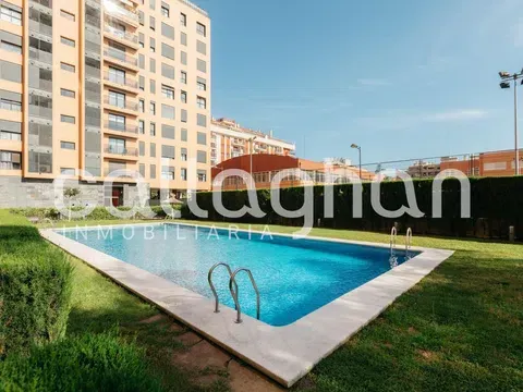 Flat / apartment in Avenida de França, Penya-Roja, València in Penya-Roja · València