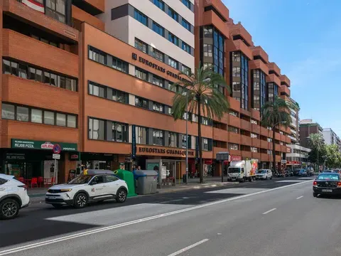 Flat / apartment in Avenida de la República Argentina, Plaza de Cuba - República Argentina, Sevilla in Plaza de Cuba - República Argentina · Sevilla