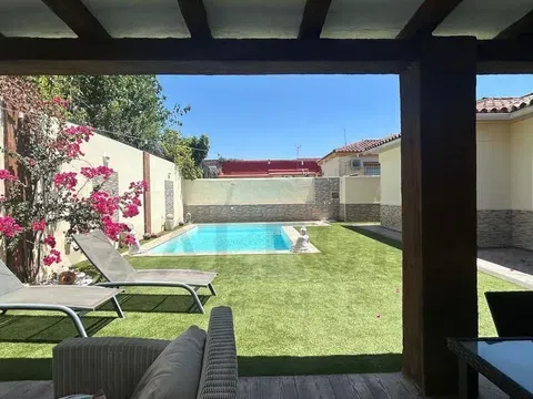 Detached house in Calle Suecia, Puertas del sur - Guadabajaque, Jerez de la Frontera in Puertas del sur - Guadabajaque · Jerez de la Frontera