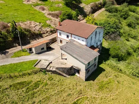 Detached house in Carretera de Lavandera, 102, Vega, Gijón in Vega · Gijón