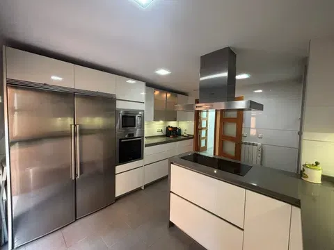 Flat / apartment in Calle Manuel Olivencia Amor, 5, Zona Centro, Ceuta in Flat / apartment in Calle Manuel Olivencia Amor, 5, Zona Centro, Ceuta · Ceuta