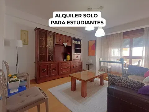 Flat / apartment in Calle Pino, Fátima, Vigo in Fátima · Vigo