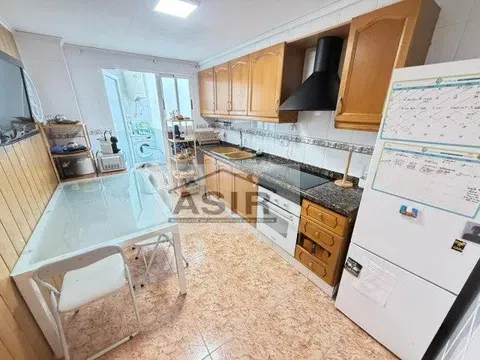 Flat / apartment in Calle Camil Dolz, 53, Pere Crespí, Alzira in Pere Crespí · Alzira