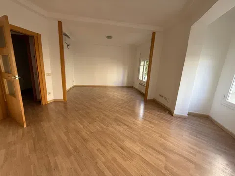 Flat / apartment in Calle de Casanova, 92, L'Antiga Esquerra de l'Eixample, Barcelona in L'Antiga Esquerra de l'Eixample · Barcelona