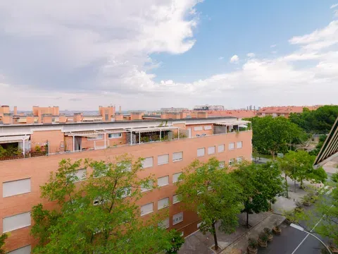 Flat / apartment in Calle de la Diligencia, Palomeras Bajas, Madrid in Palomeras Bajas · Madrid
