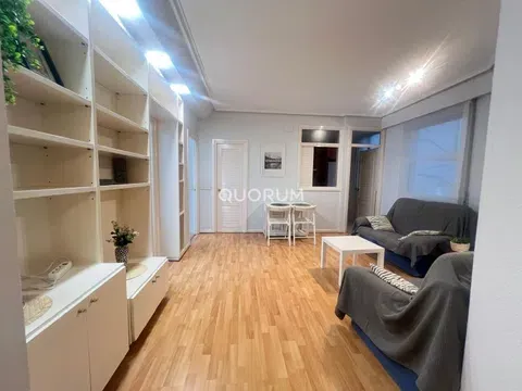 Flat / apartment in Calle Poza Lizentziatuaren, Sabino Arana-Jesuitas, Bilbao in Sabino Arana-Jesuitas · Bilbao