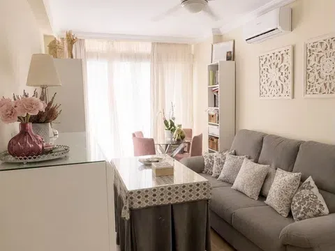 Flat / apartment in Calle Alderete, El Molinillo - Capuchinos, Málaga in El Molinillo - Capuchinos · Málaga