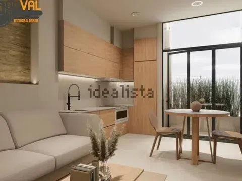 Detached house in Calle de Sant Pere, 22, El Cabanyal-El Canyamelar, València in El Cabanyal-El Canyamelar · València
