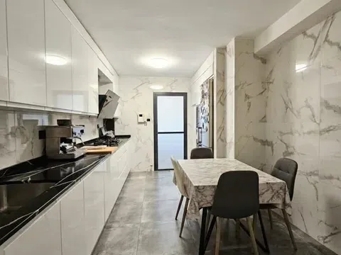 Flat / apartment in Via Hispanidad, Bombarda - Monsalud, Zaragoza in Bombarda - Monsalud · Zaragoza