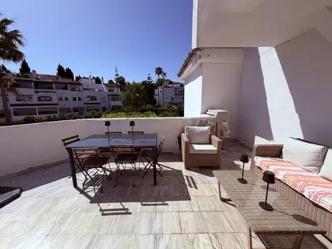Flat / apartment in Calle Frankonia, 22, Real de Zaragoza, Marbella in Real de Zaragoza · Marbella