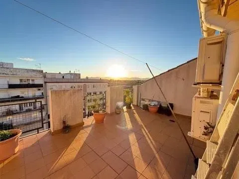 Penthouse in Zona Estación-Universidad, Castellón de la Plana / Castello de la Plana in Zona Estación-Universidad · Castellón de la Plana / Castello de la Plana
