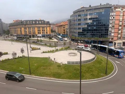 Flat / apartment in Fozaneldi-Tenderina, Oviedo in Fozaneldi-Tenderina · Oviedo