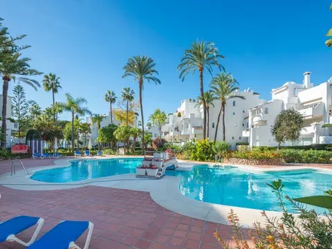 Flat / apartment in Comunidad Alhambra del Mar, La Carolina-Guadalpín, Marbella in La Carolina-Guadalpín · Marbella