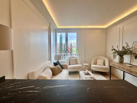Flat / apartment in Calle de Orfila, Almagro, Madrid in Almagro · Madrid