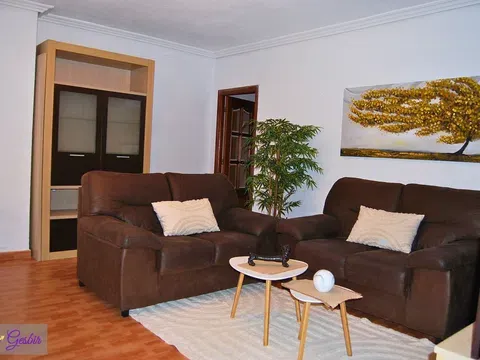 Flat / apartment in Calle Platero Repiso, La Viñuela, Córdoba in La Viñuela · Córdoba