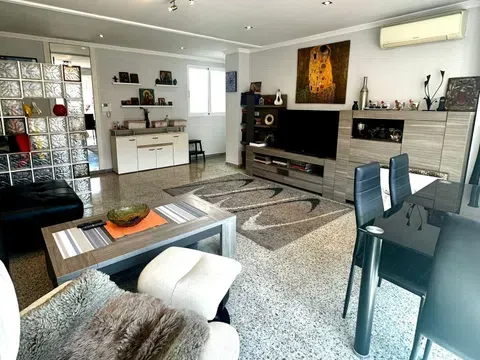 Flat / apartment in Calle de Godofred Ros, 5, Mont-Olivet, València in Mont-Olivet · València