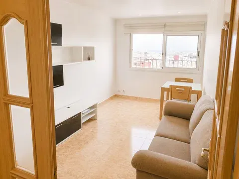 Flat / apartment in Calle de Bellavista, Llefià, Badalona in Llefià · Badalona