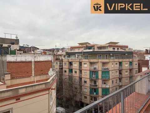 Flat / apartment in Calle Jardí, La Florida, Hospitalet de Llobregat in La Florida · Hospitalet de Llobregat