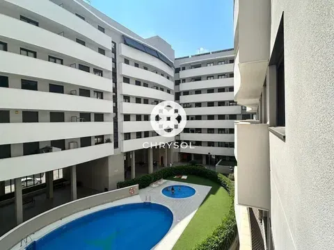 Flat / apartment in Calle de Gonçal Pons, Santa Eulàlia, Hospitalet de Llobregat in Santa Eulàlia · Hospitalet de Llobregat