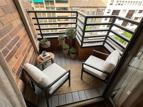 Flat / apartment in Calle General Vara de Rey, Gran Vía, Logroño in Gran Vía · Logroño