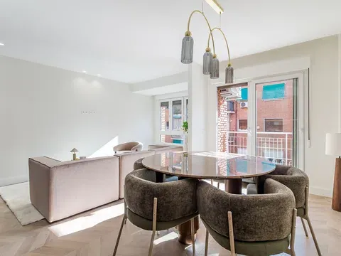 Flat / apartment in Calle de Marcenado, Ciudad Jardín, Madrid in Ciudad Jardín · Madrid