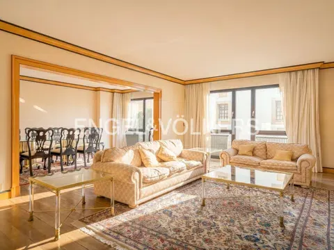 Flat / apartment in Calle Ventura Rodríguez, 4, Parque San Francisco-Uría, Oviedo in Parque San Francisco-Uría · Oviedo