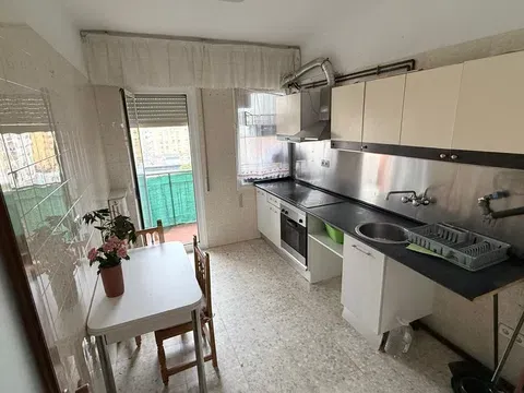 Flat / apartment in Calle de Juan XXIII, Gran Vía, Logroño in Gran Vía · Logroño