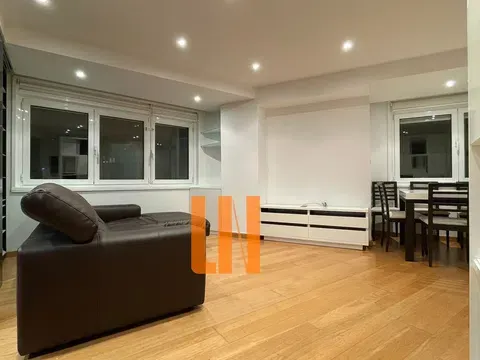 Flat / apartment in Calle Francisco Añón, 2, Agra del Orzán - Ventorrillo, a Coruña in Flat / apartment in Calle Francisco Añón, 2, Agra del Orzán - Ventorrillo, A Coruña · A Coruña