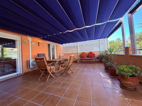 Flat in calle María Barranco, 10 in Los Árboles · Mijas