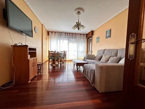Flat / apartment in Calle Bajada del Caleruco, Los Castros, Santander in Flat / apartment in Calle Bajada del Caleruco, Los Castros, Santander · Santander