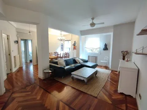 Flat / apartment in Calle Egaña, Alhondiga, Bilbao in Alhondiga · Bilbao