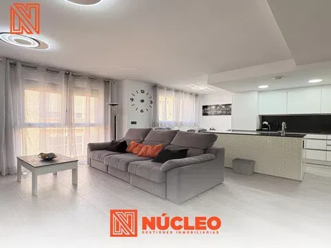Penthouse in Calle Martín Abanto, La Granja, Zaragoza in La Granja · Zaragoza